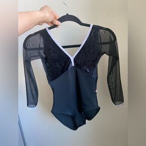 SOLD: Yumiko Alicia 3/4 mesh sleeve | V-Black, T-Black, V-Angelic | Adult Medium